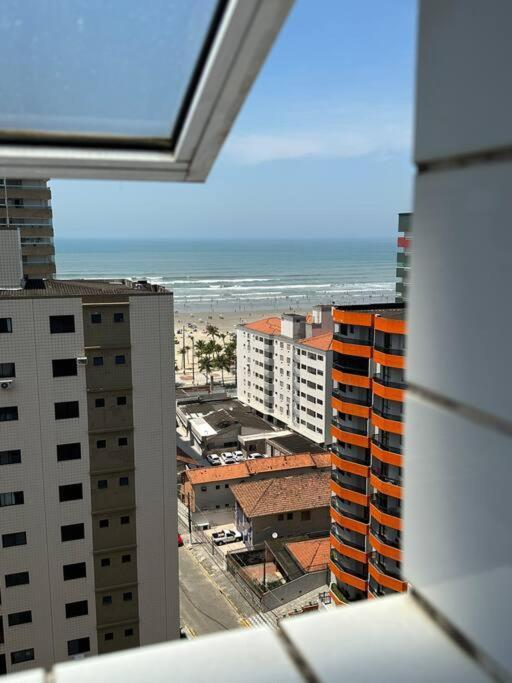 Apto Em Praia Grande, Aviacao, 150 M Da Praia! Buitenkant foto